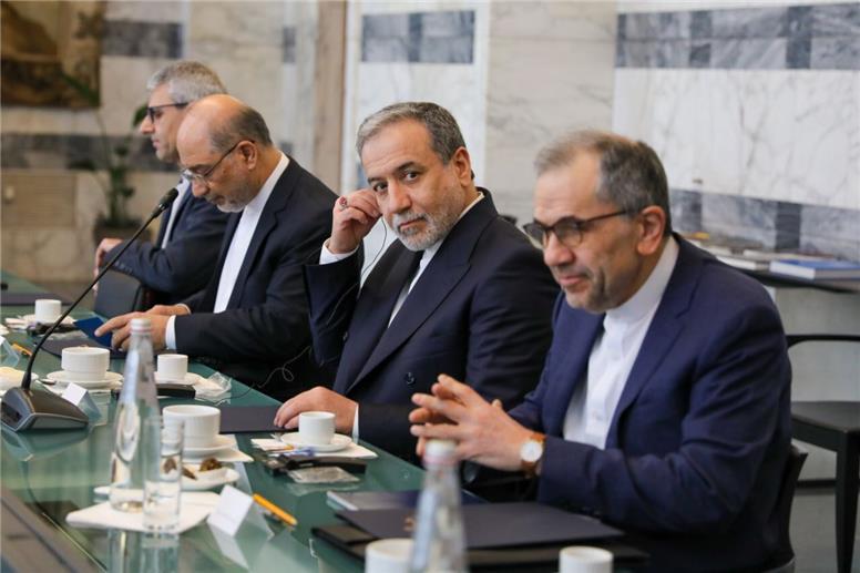 پایان دومین دور از مذاکرات غیرمستقیم ایران و آمریکا/ دور سوم؛ شنبه ۶ اردیبهشت