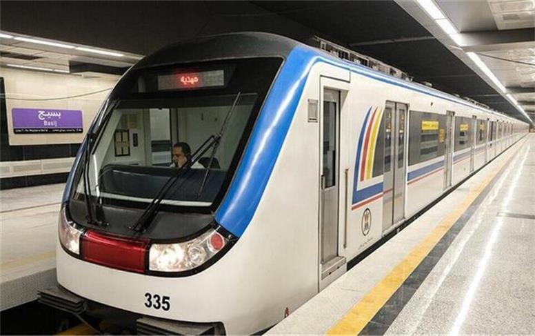 ظرفیت مترو تهران در پنجشنبه و جمعه آخر سال دوبرابر می‌شود