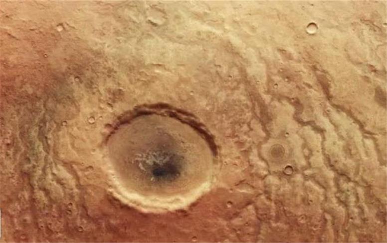 چشم ترسناک مریخ +عکس