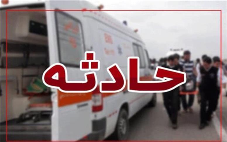 واژگونی اتوبوس زائران اربعین در استان ایلام/ ۴ زائر روانه بیمارستان شدند
