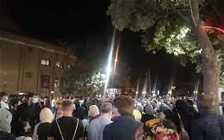 مردم همدان در اعتراض به قطعی آب تجمع کردند/ انتقاد از مسئولان