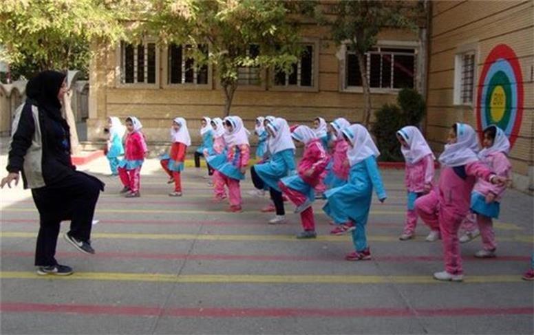 قیمت لوازم التحریر در آستانه سال جدید تحصیلی/ کوله پشتیِ 12 میلیون تومانی!