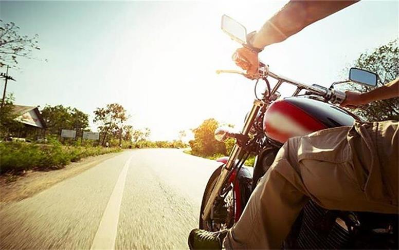بخشودگی جرایم بیمه‌ای موتورسیکلت‌سواران +زمان اعلام شده