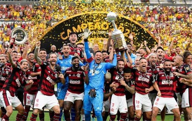 فینال برزیلی را فلامنگو بُرد/ سومین قهرمانی در تاریخ کوپا لیبرتادورس+عکس