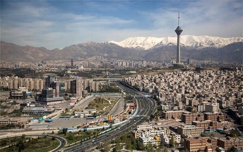هوای تهران در مرز آلودگی‌ست