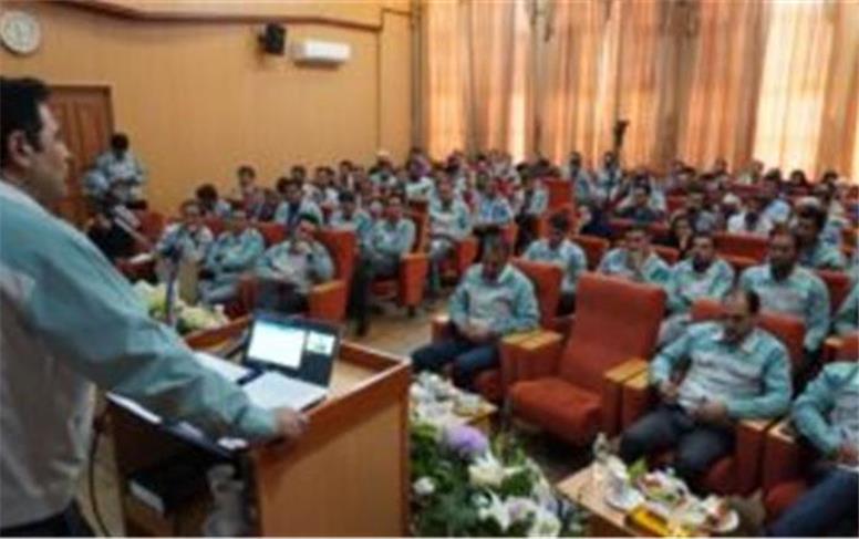 دومین همایش معرفی دستاوردها و بهره‌وران برتر شرکت ورق خودرو چهارمحال و بختیاری با حضور مدیرعامل