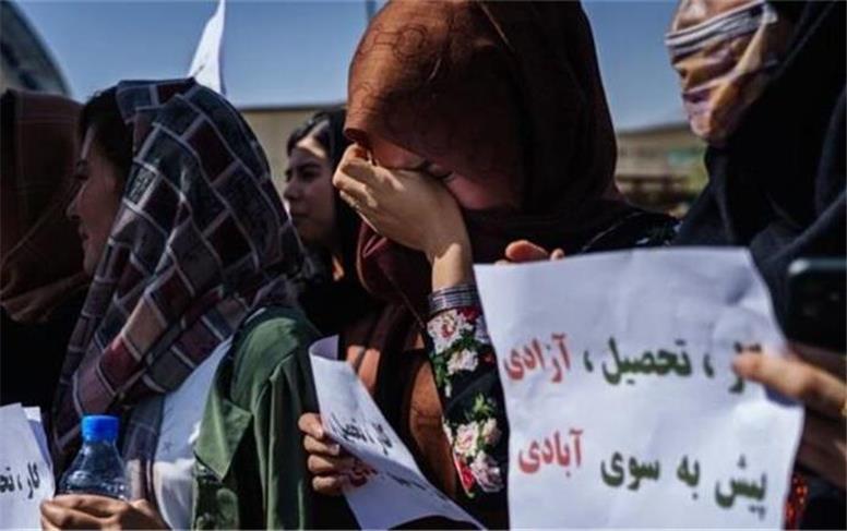 همه محدودیت‌های طالبان برای زنان: پارک، سالن ورزشی و کنکور ممنوع!