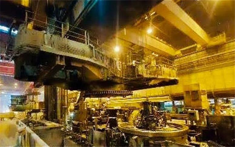 تعویض بیرینگ برج پاتیل گردان ماشین شماره 2 ریخته‌گری برای نخستین بار