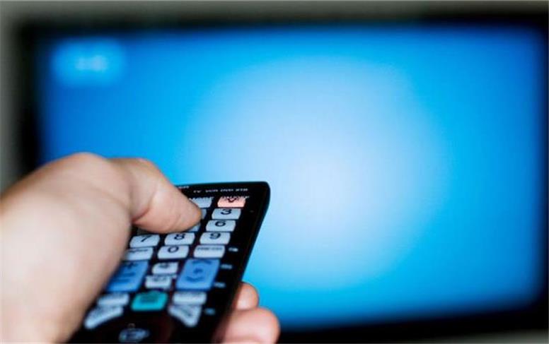 همکار عادل فردوسی‌پور در شبکه سه