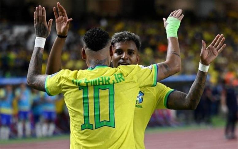 پیروزی پرگل برزیل: خط و نشان با دو فوق‌ستاره!