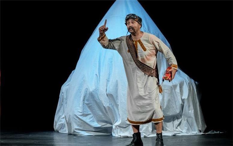 بازیگر سریال «قورباغه» با یک اثر نمایشی به تئاتر بازگشت!