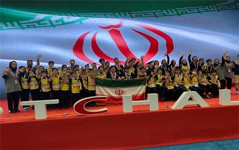 تیم رباتیک دانش آموزی ایران عازم مسابقات آسیایی شدند