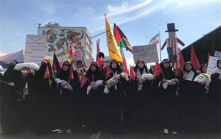 تصاویری از راهپیمایی روز قدس: کفن پوش ها در خیابان های پایتخت/تشییع نمادین پیکر کودکان غزه