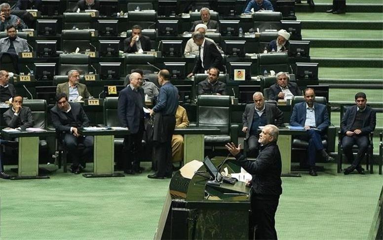 بودجه ۱۴۰۵ زیر تیغ مجلس؛ از عقب‌نشینی دولت تا پذیرش اصلاحات پنج‌گانه