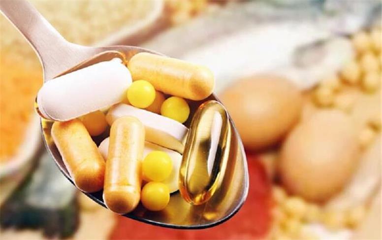 مکمل وارداتی نداریم / انواع خارجی در بازار، قاچاق‌ است