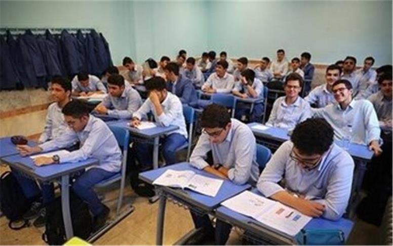 افزایش سرانه آموزشی کشور با افتتاح ۲۳۰۰ مدرسه؛ مهر بدون دغدغه در راه است