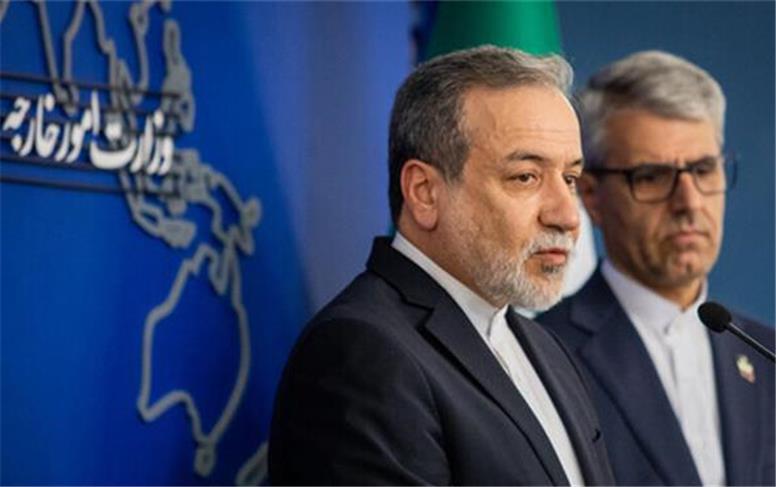 عراقچی: با آمریکا مذاکره نداریم/باز شدن تنگه هرمز به شرایطی غیر از تفاهم با عمان مرتبط است