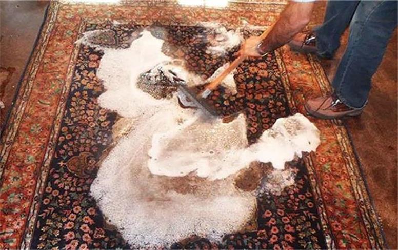 قیمت شست‌وشوی فرش در آستانه نوروز اعلام شد