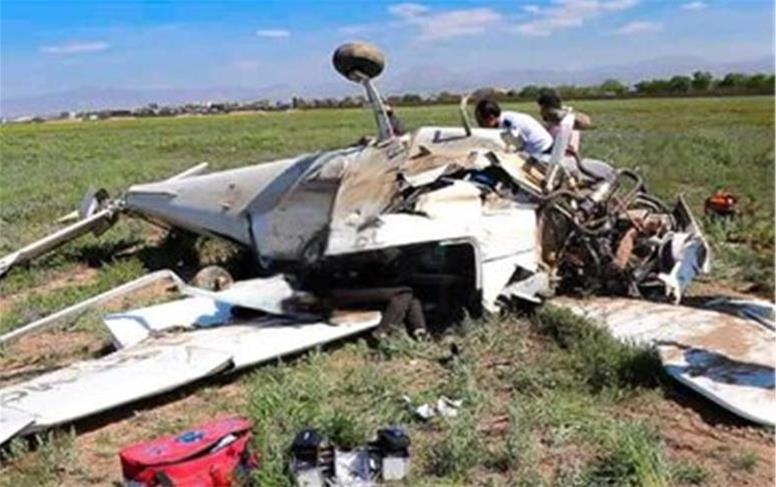 سقوط هواپیما در قزوین/ عکس