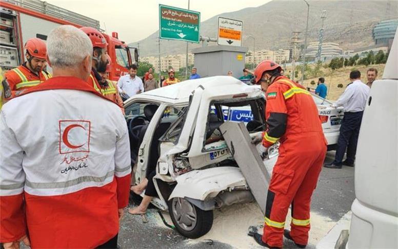 تصادف مرگبار در اتوبان خرازی تهران، جان یک نفر را گرفت