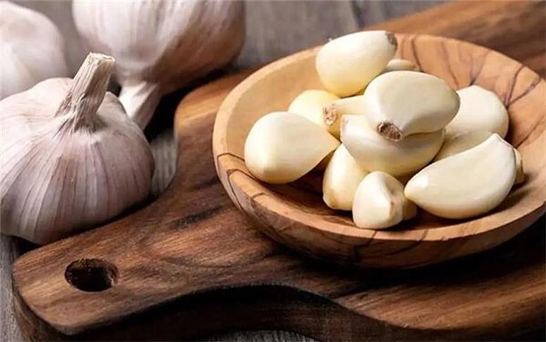 علائم آلرژی به سیر که از آن بی‌خبرید