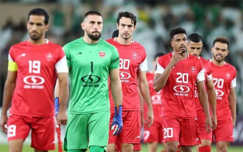 رأفت: ناله کردن بس است، به فکر فصل بعد باشید!