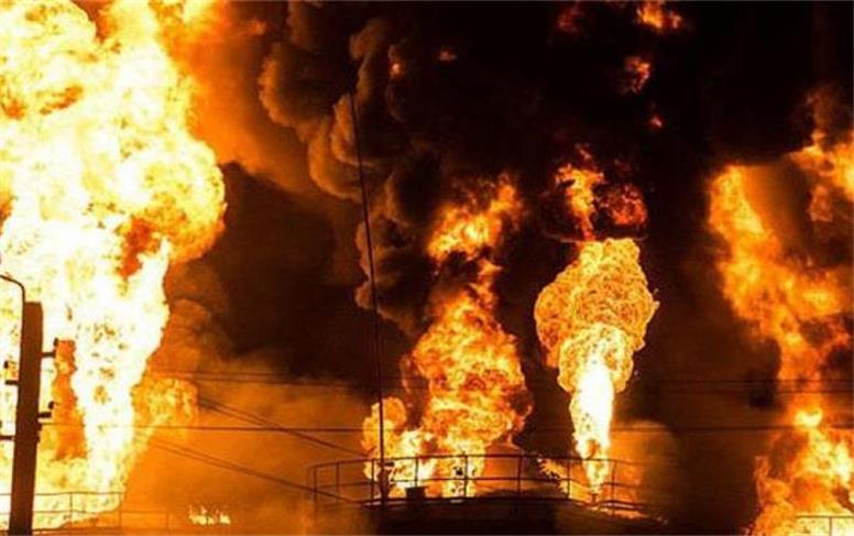 انفجار مرگبار مخزن مواد نفتی در بندر عباس/ تلفات بیشتر است؟