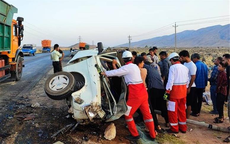 تصادف مرگبار در جاده فسا با ۵ کشته و ۳ مصدوم
