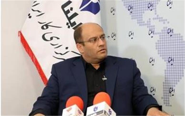 بازار خودرو در انحصار دولتی‌ها؛ دلال‌ها میلیاردی به جیب می‌زنند