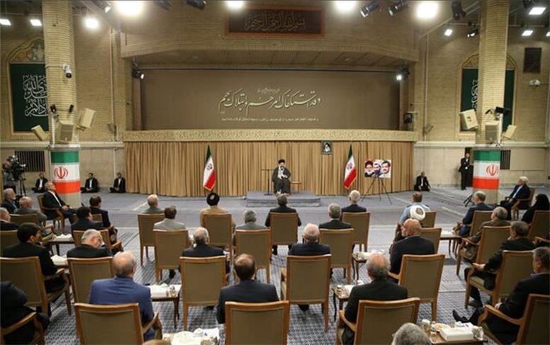 واکنش دولت به توصیه رهبر انقلاب در ارتباط با معیشت مردم/تعیین برنامه‌های راهبردی تا دو هفته آینده