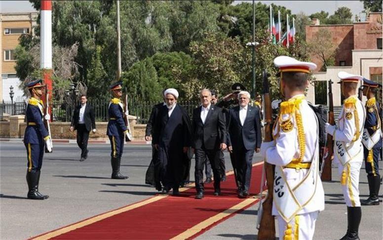 پزشکیان به قطر رفت