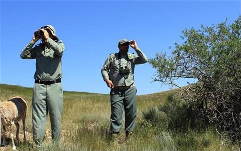 کمبود نیرو در سازمان محیط زیست/ آب کم داریم