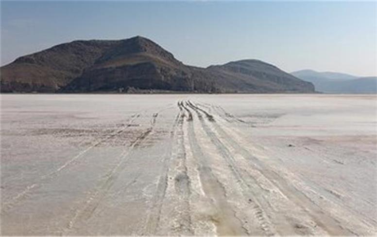 یک تصویر غم‌انگیز از دریاچه ارومیه