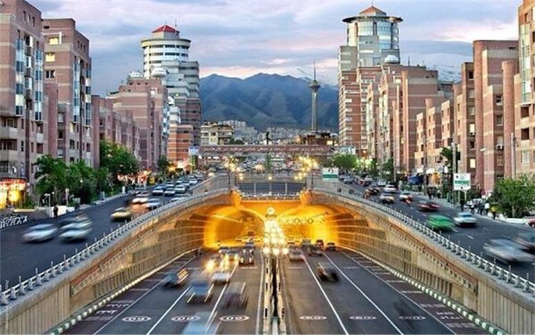 هر دو مسیر تونل توحید امشب مسدود است