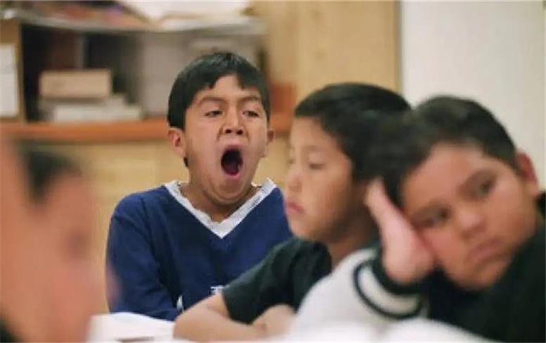 بهترین ساعت شروع مدرسه چه ساعتی‌ست؟