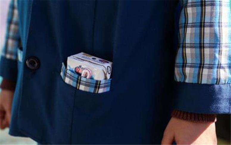 توزیع شیر و غربالگری چاقی در مدارس ابتدایی