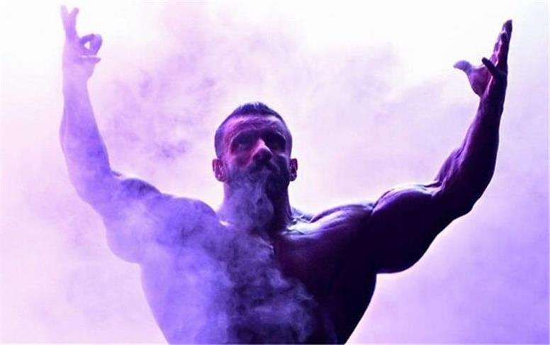 هادی چوپان قهرمان مردمی مسترالمپیا ۲۰۲۵ شد