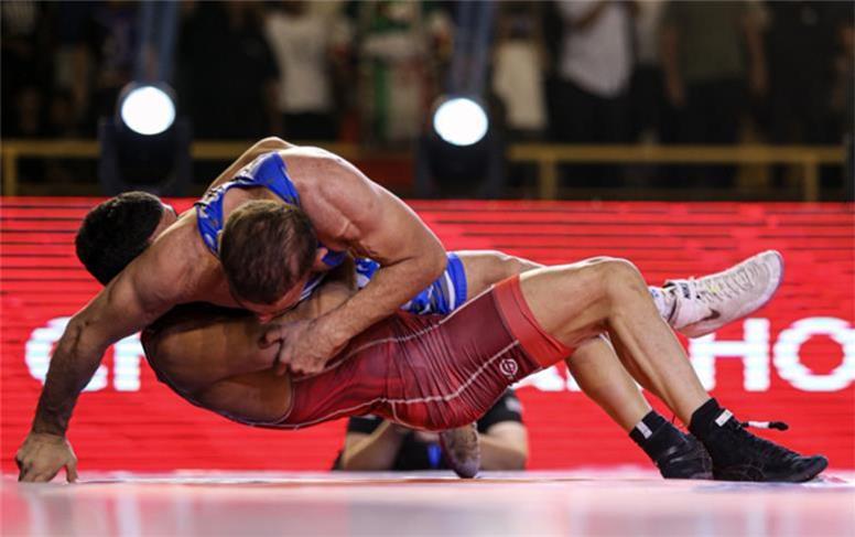 تماشای مسابقات لیگ کشتی فرنگی برای عموم رایگان شد