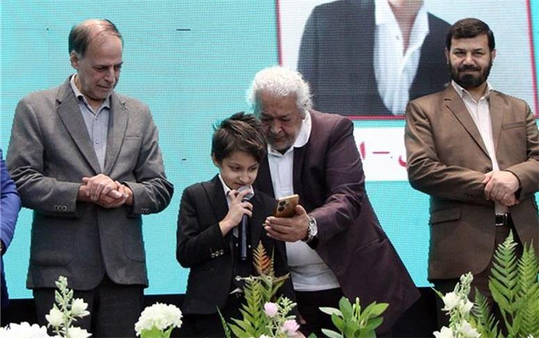 بزرگان ادبیات ایران در شکرستان؛ خوزستان میزبان یک رخداد کم‌سابقه فرهنگی و ادبی شد/ انتقال دانش و تجربه‌های اساتید ادبی ایران