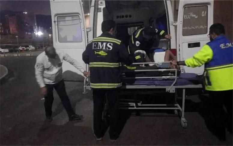 واژگونی مرگبار اسکانیا در دنا: ۱۳ نفر مصدوم شدند.