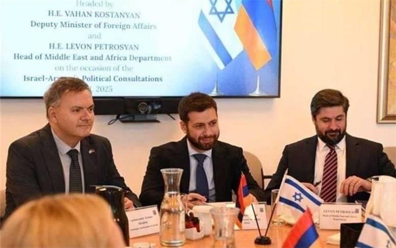 گفت‌وگوی گوستانیان با مدیرکل وزارت خارجه اسرائیل درباره فعال‌سازی روابط