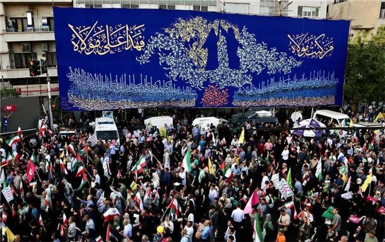 غدیر در خیابان انقلاب؛ از نقالی و سرود تا مواکب اطعام