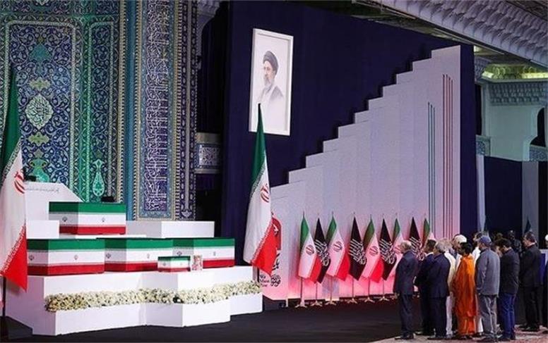 حضور مقامات کشورها در مراسم وداع با رهبر شهید، ادای احترام به اقتدار ملت ایران است