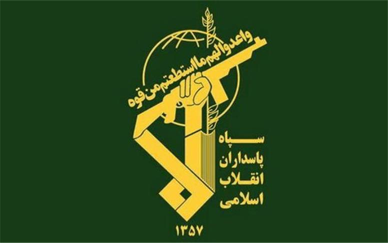 سپاه: ۲ نفتکش متخلف با رفتن روی مین منفجر شدند
