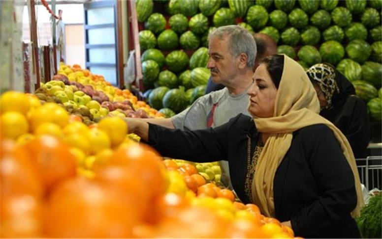 عرضه کالاهای اساسی با قیمت ثابت در میادین تهران از اول مهر