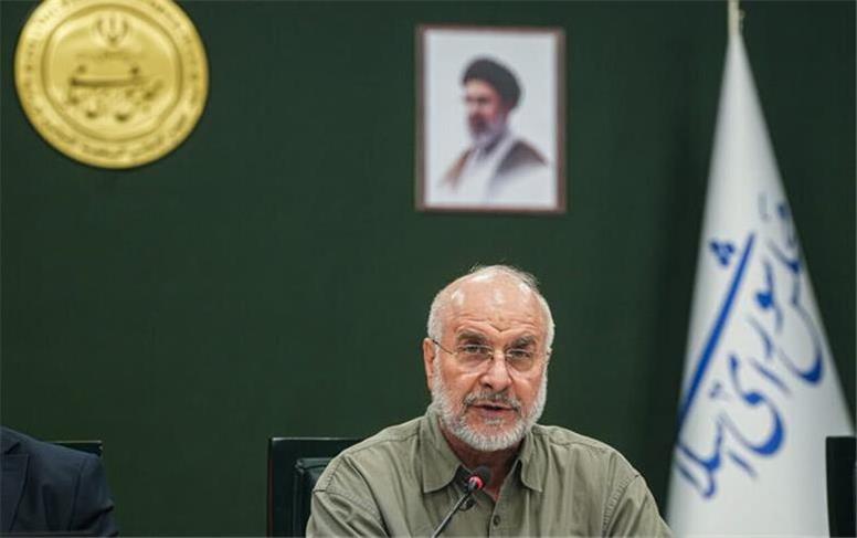 دیپلماسی میدان مبارزه است؛ ما هرگز تسلیم نمی‌شویم