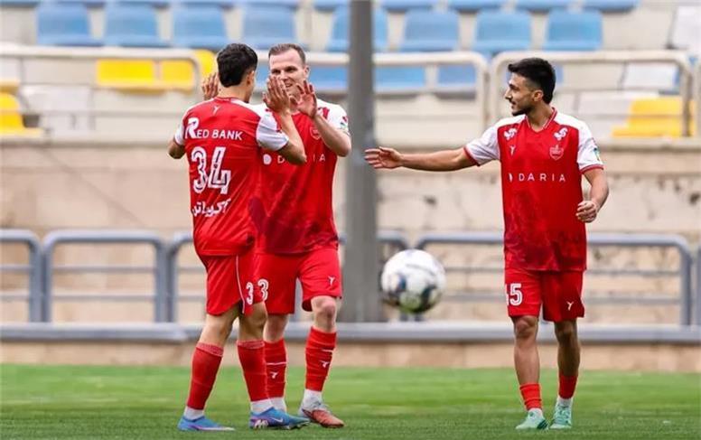 شاه ماهی پرسپولیس چراغ سبز نشان داد: آماده مبارزه هستم