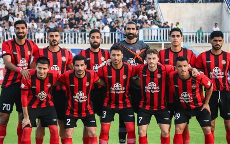 وضعیت نامشخص سفر تراکتور به امارات!