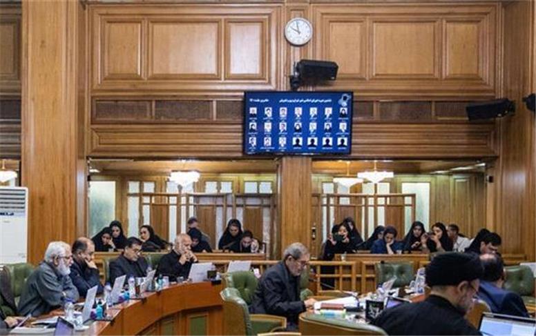 ضرورت پاسخگویی شهرداری تهران درباره ابهامات خشک شدن درختان چیتگر