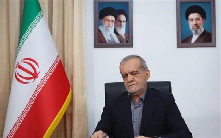 پزشکیان: دولت برای عبور از شرایط «نه جنگ، نه صلح» تلاش می‌کند/ برخی مدیران اندیشکده‌های آمریکایی، می‌گفتند به خاطر داشتن چنین رئیس جمهوری شرمنده‌اند